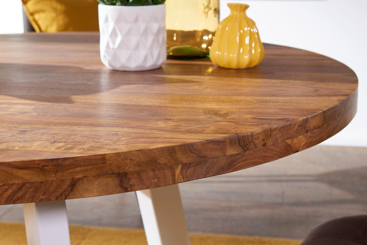 Nancy's Dining Table - Solid Wood Dining Table - Sheesham - Brown - 130 x 77 x 130 cm