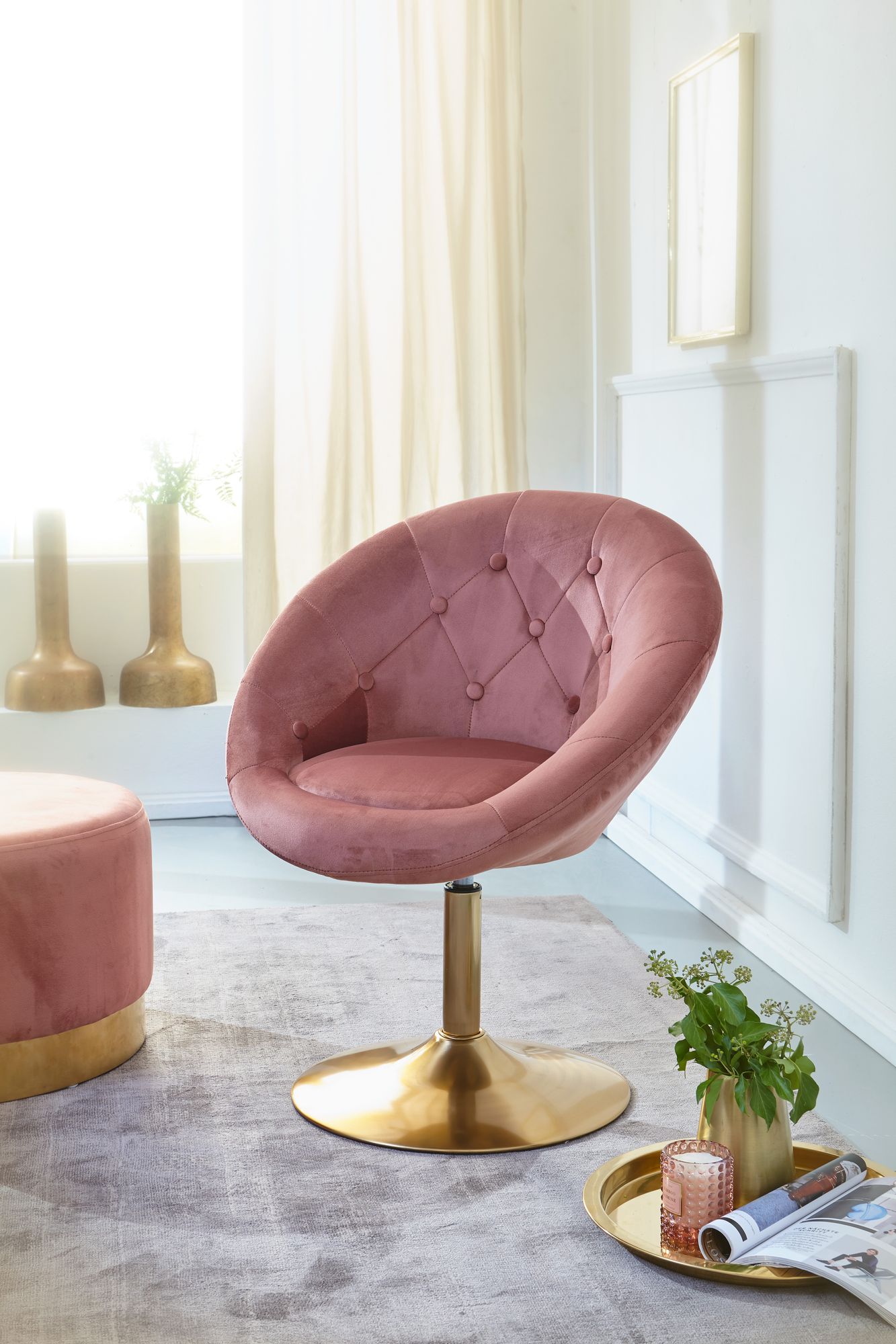 Nancy's Torredeita Fauteuil - Relax Stoel - Loungestoel - Chesterfield Patroon - Roze / Goud - Fluweel