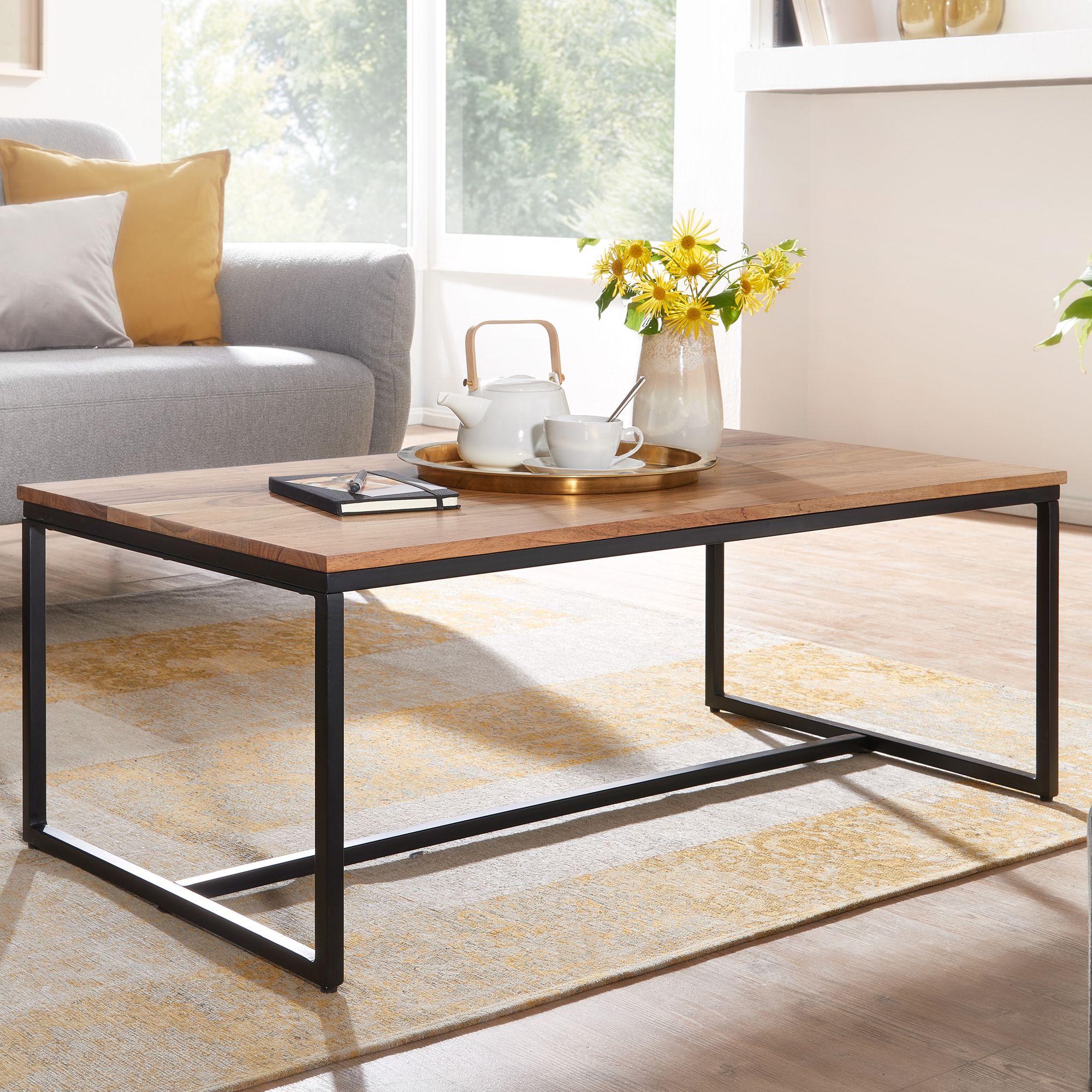 Nancy's Soeima Coffee Table - Brown / Black - Solid Acacia Wood / Steel - 110 x 60 x 40 cm