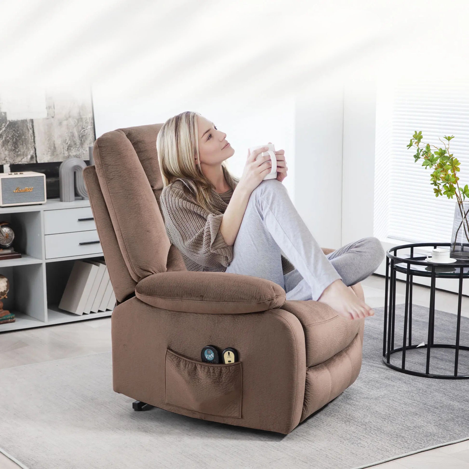 Nancy's Valverde Sta op stoel - Opsta stoel - Seniorenstoel - Massagestoel - Relaxfauteuil - Bruin - Polyester