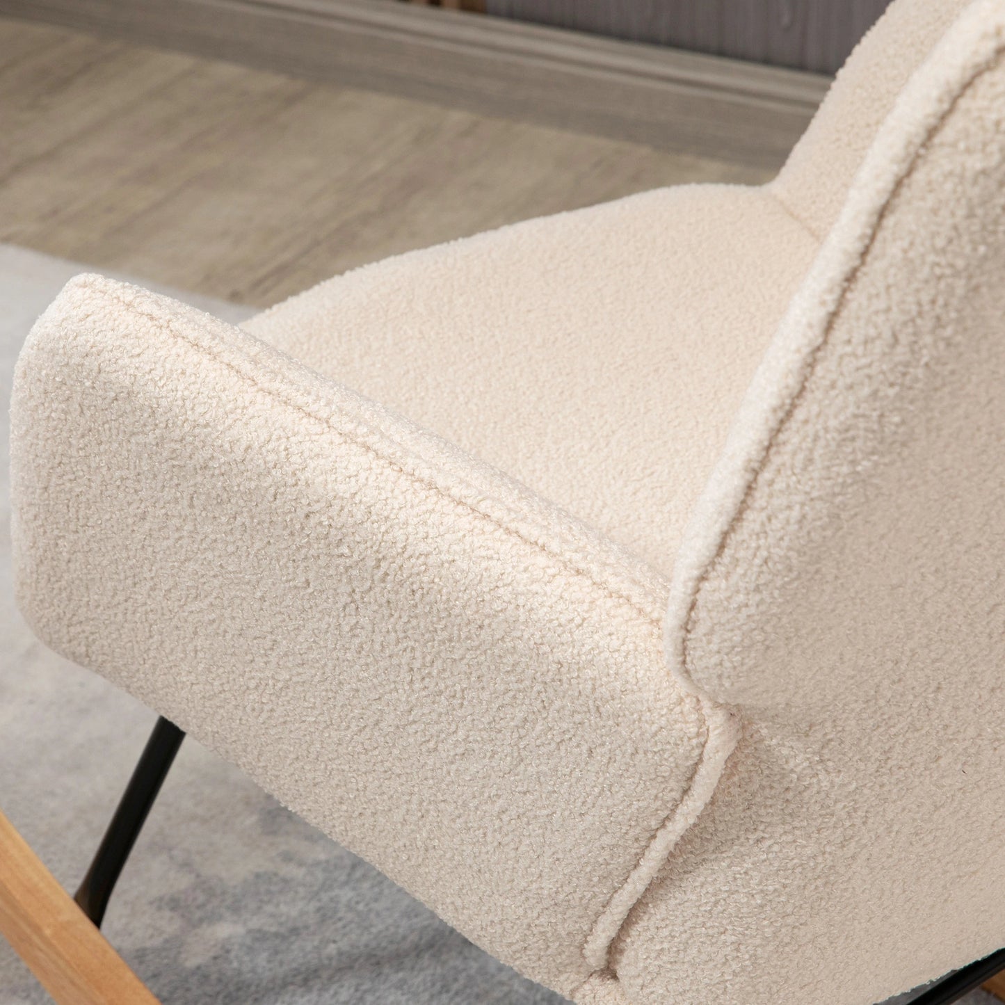 Nancy's Mamede Schommelstoel - Loungestoel - Relaxstoel - Beige - Fleece